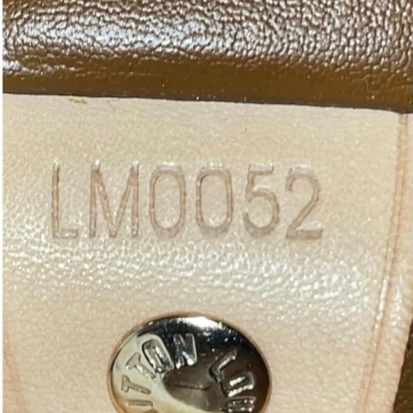 Louis Vuitton Vernis Bronze Houston Monogram Shoulder Bag - Picture 2 of 9